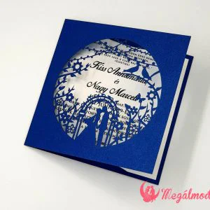 Ifjú pár sziluettes lézervágott esküvői meghívó elegáns virágokkal