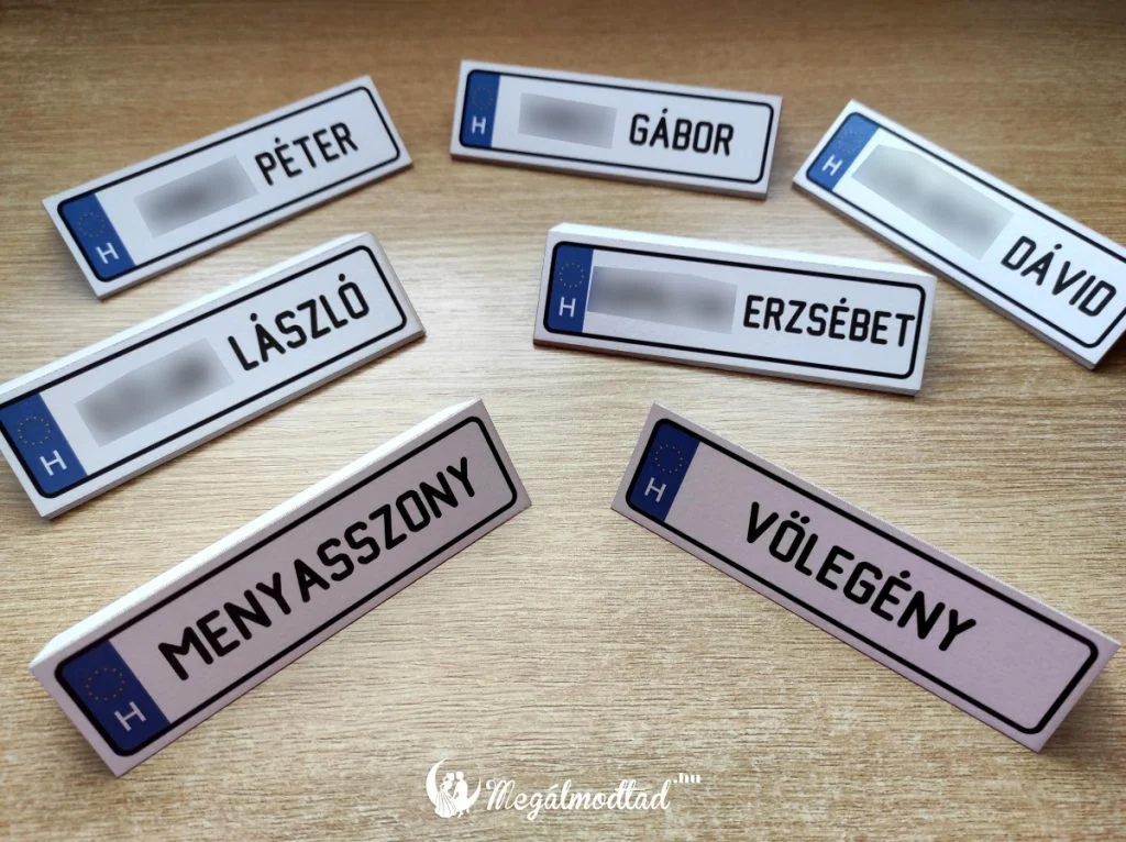 Forgalmi engedély és rendszámtáblás ültetőkártya